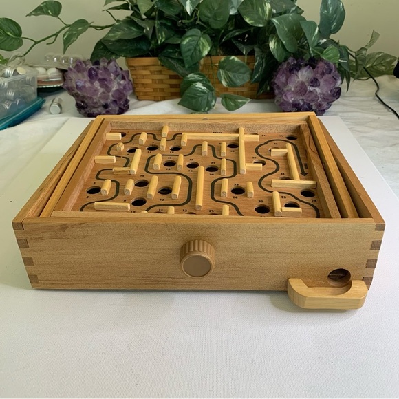 Labyrinth Wooden Tilting Puzzle Maze Game Cardinal #189 Premiere Edition no Ball - Picture 5 of 16
